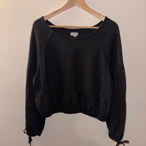 Aerie Gray Knit Top